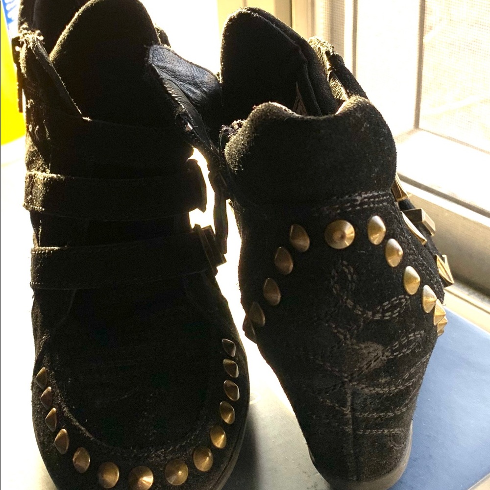 Ash “boho” studded sneaker